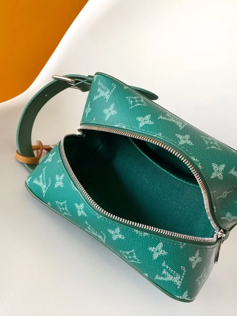 Louis Vuitton Cosmetic Bags SmoothTexture 43340