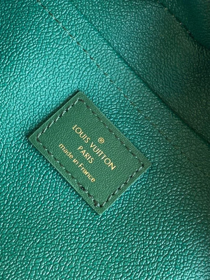Louis Vuitton Cosmetic Bags SmoothTexture 43340