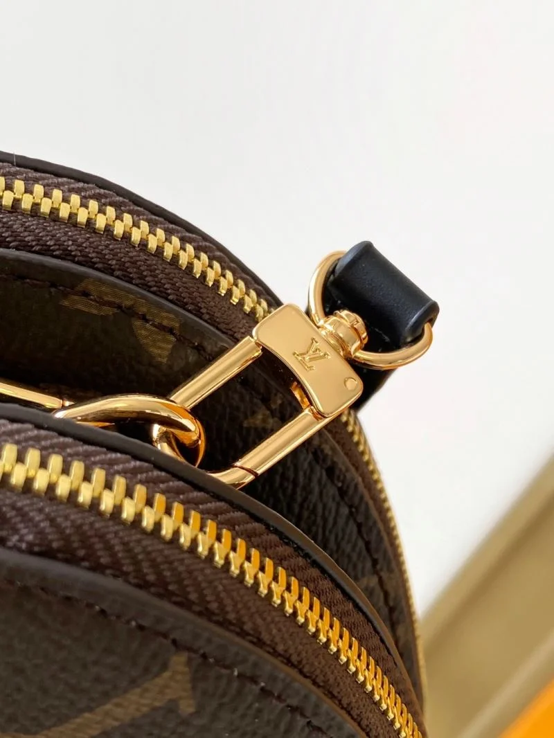 Louis Vuitton Cosmetic Bags Resilient 42927