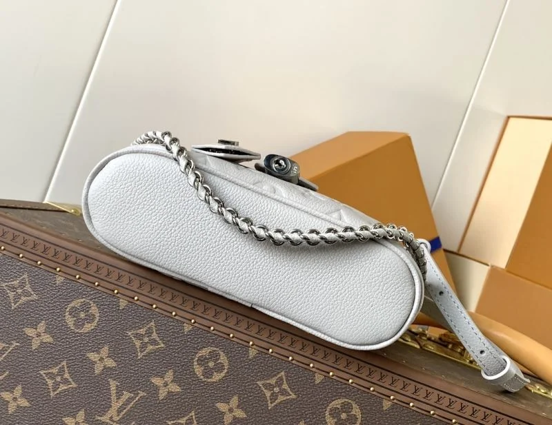 EasyMatch Louis Vuitton Cosmetic Bags 42895