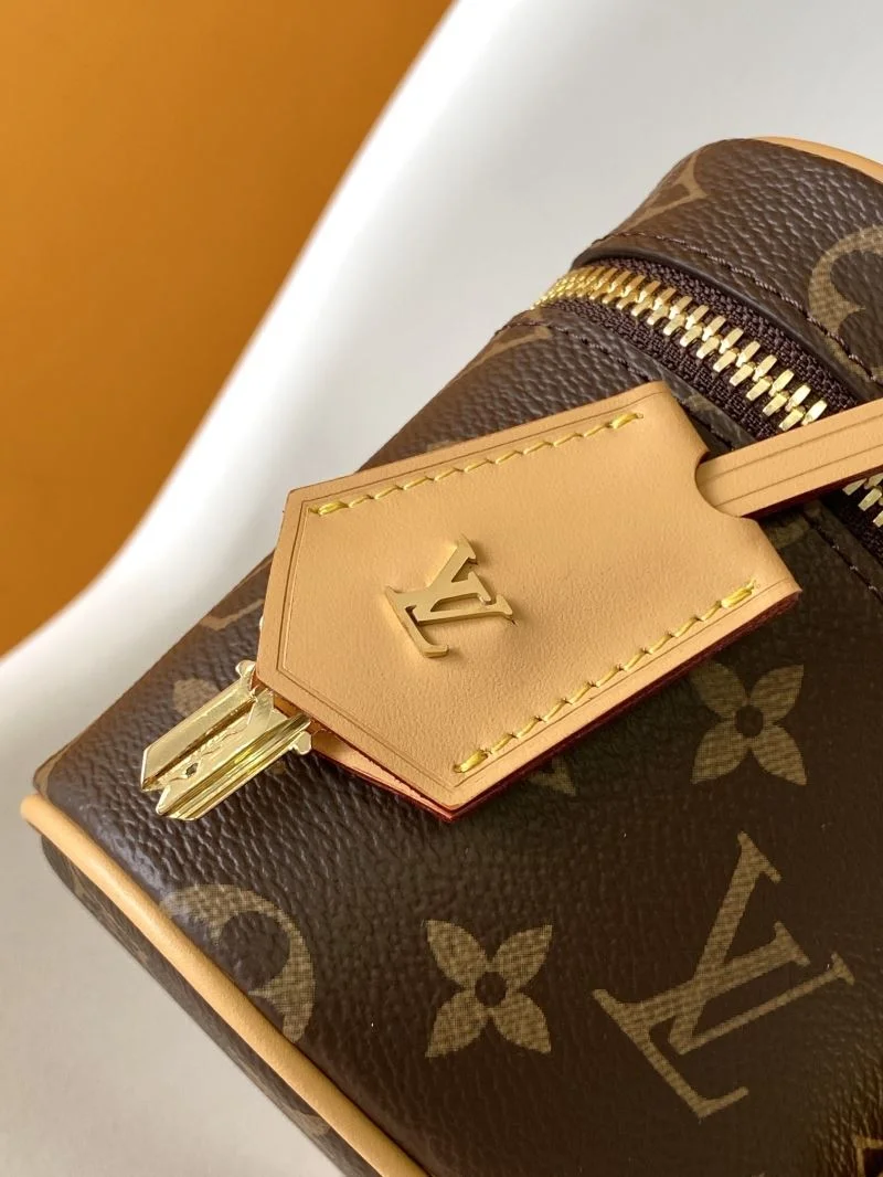Louis Vuitton Cosmetic Bags Breathable 42893