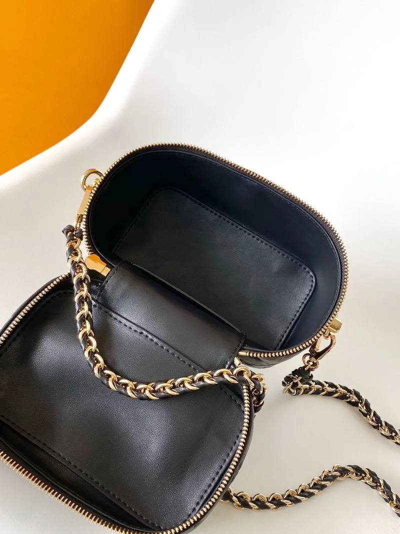 Fashionable Louis Vuitton Cosmetic Bags 42892