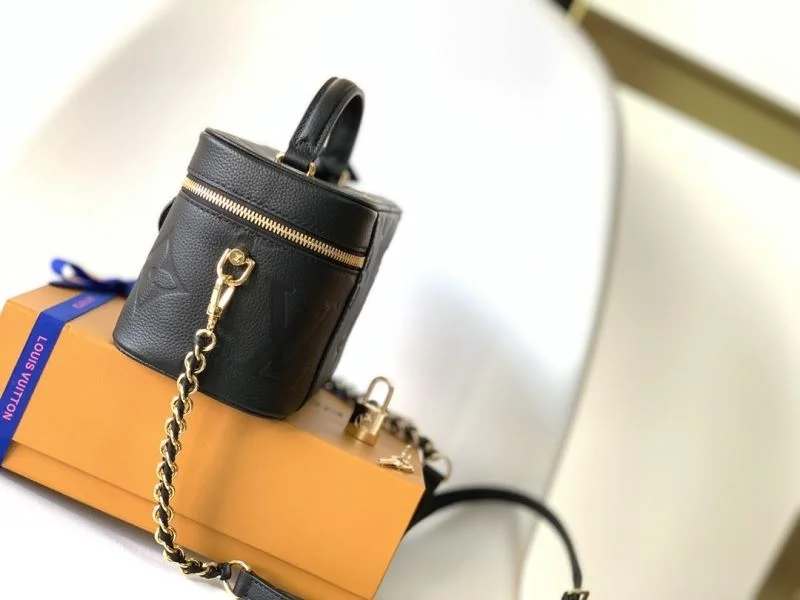 Durable Louis Vuitton Cosmetic Bags 42890