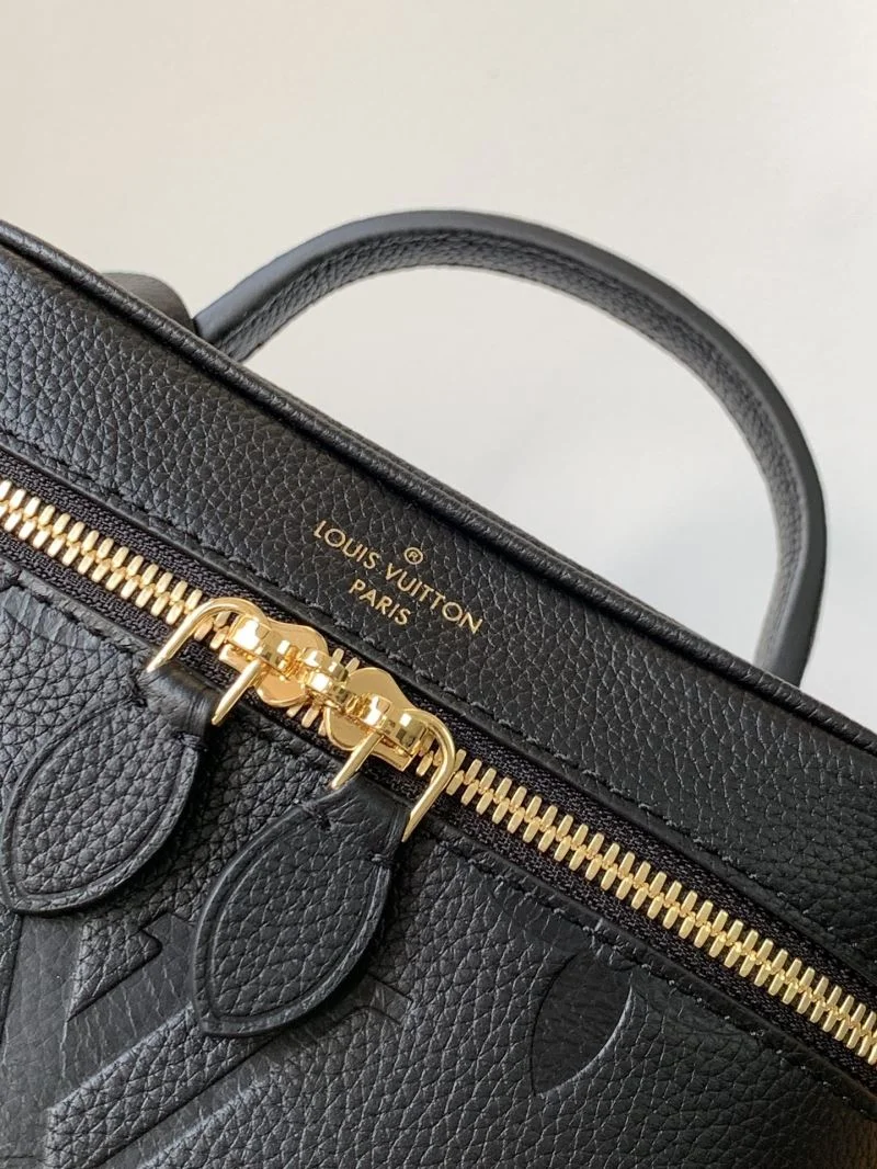 Durable Louis Vuitton Cosmetic Bags 42890