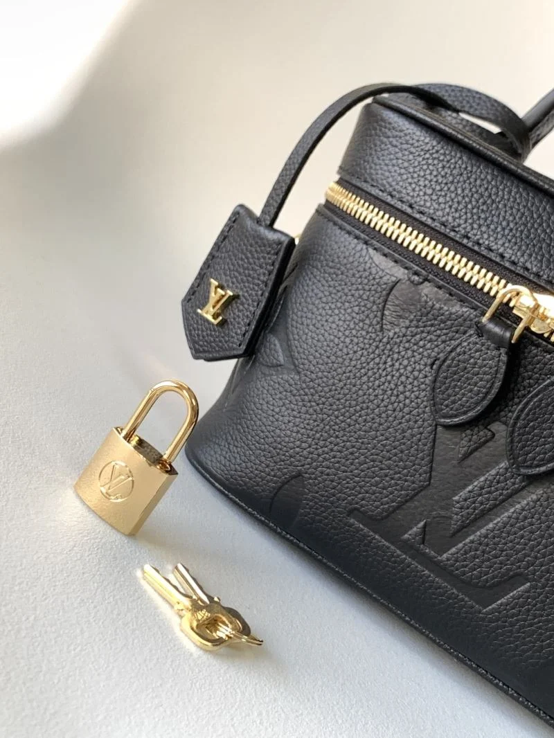 Durable Louis Vuitton Cosmetic Bags 42890