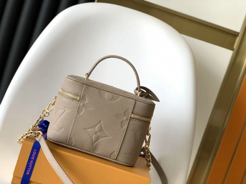 Louis Vuitton Cosmetic Bags Soft 42888