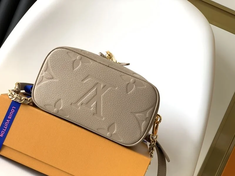 Louis Vuitton Cosmetic Bags Soft 42888