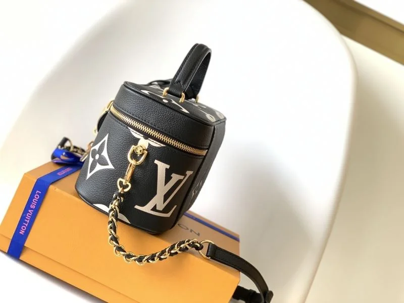 Louis Vuitton Cosmetic Bags Tailored 42886
