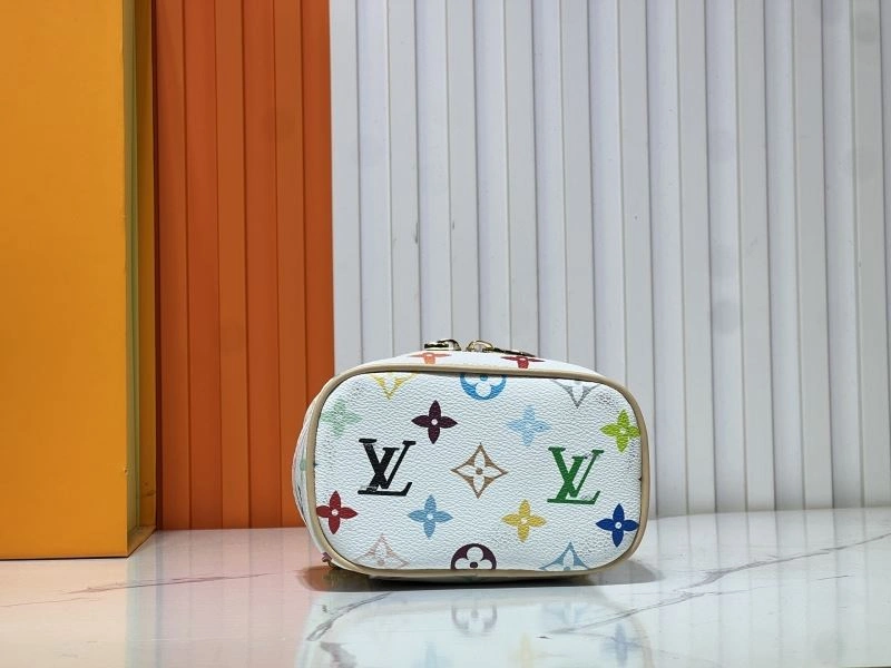 Unisex Louis Vuitton Cosmetic Bags 80238