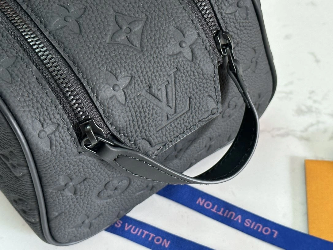 MultiPurpose Louis Vuitton Cosmetic Bags 91819