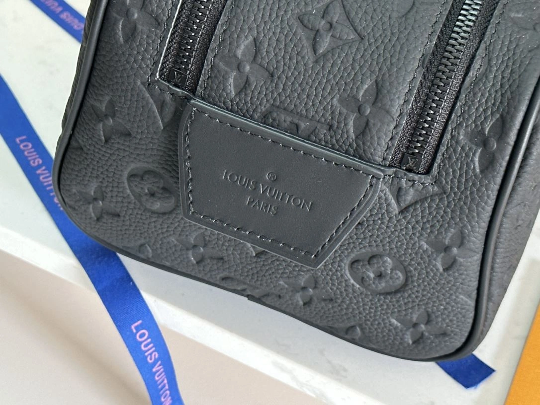 MultiPurpose Louis Vuitton Cosmetic Bags 91819
