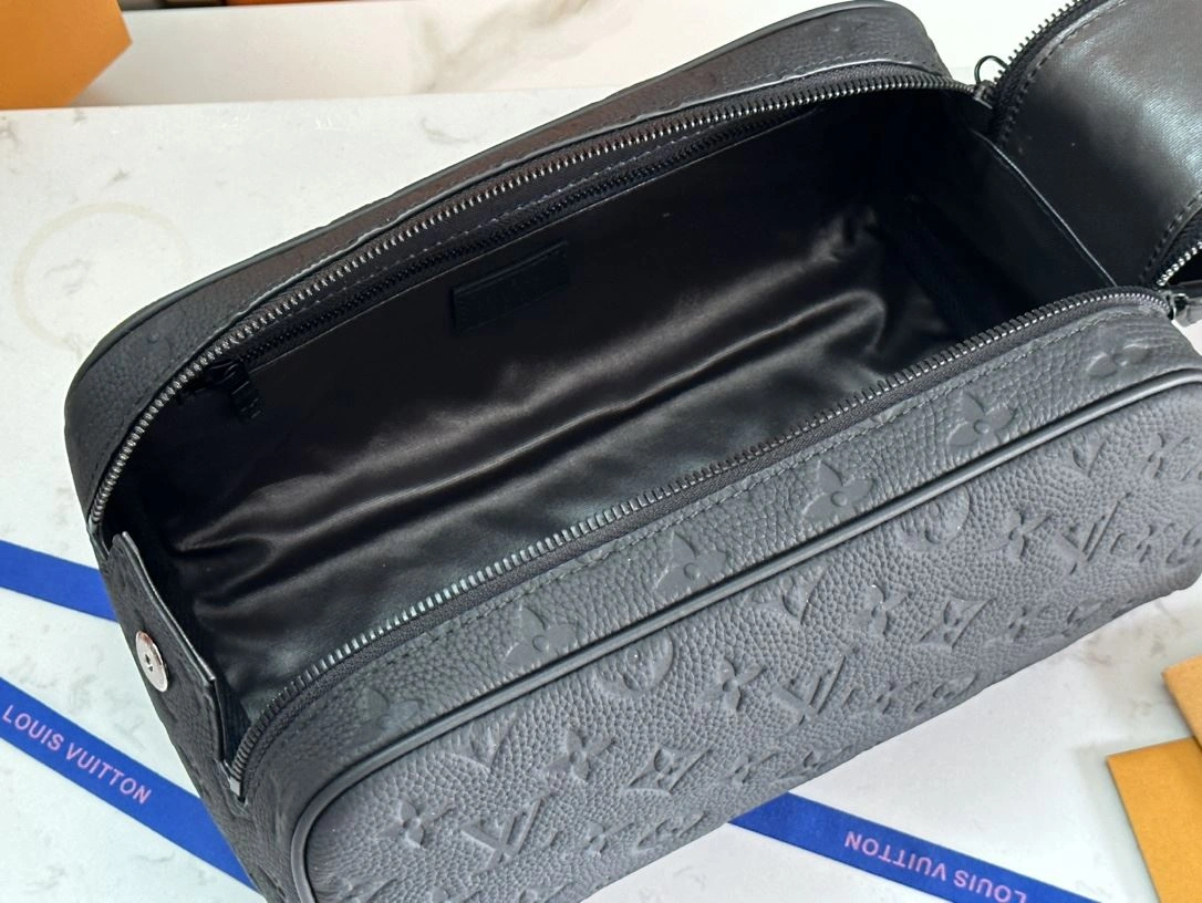 MultiPurpose Louis Vuitton Cosmetic Bags 91819