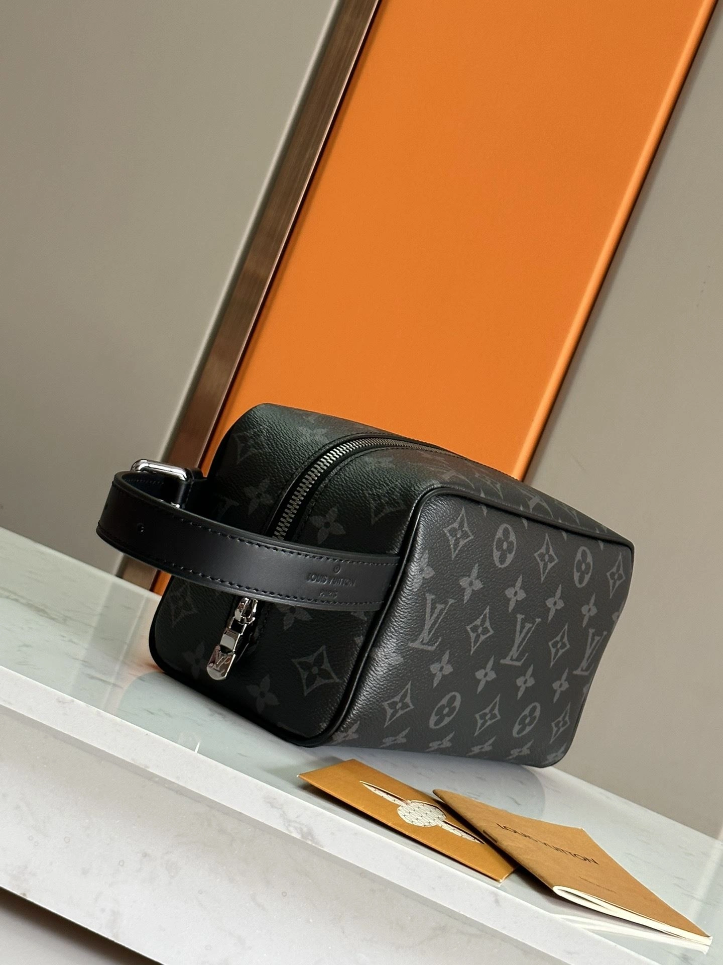 Louis Vuitton Cosmetic Bags Durable 91822