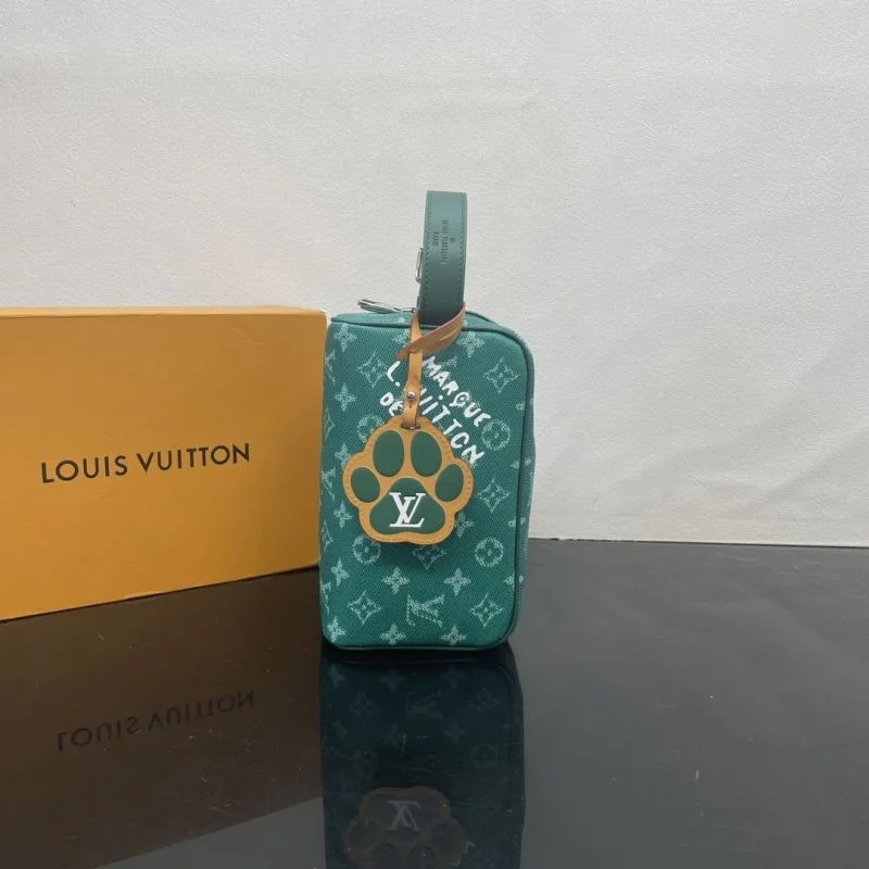 Premium Louis Vuitton Cosmetic Bags 41795
