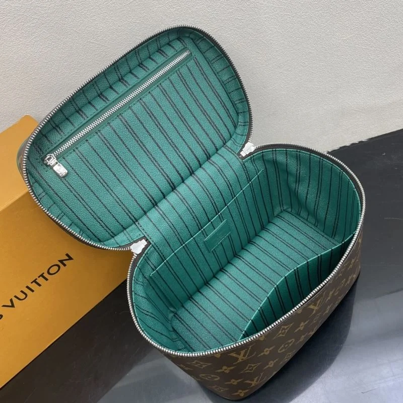 UrbanStyle Louis Vuitton Cosmetic Bags 41794