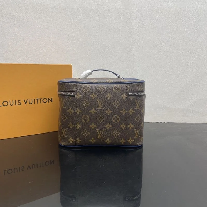 AllSeason Louis Vuitton Cosmetic Bags 41833