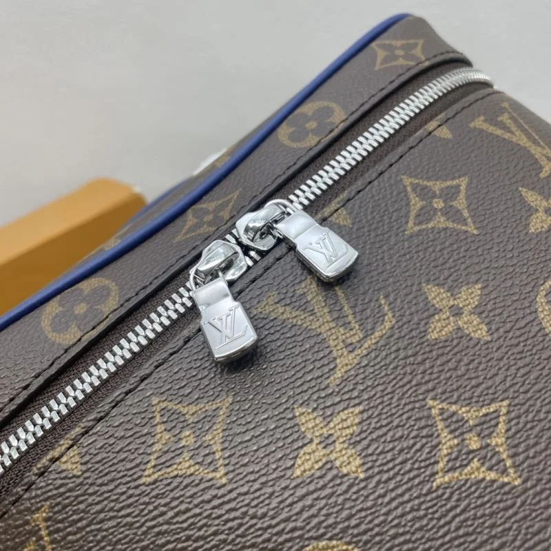 AllSeason Louis Vuitton Cosmetic Bags 41833