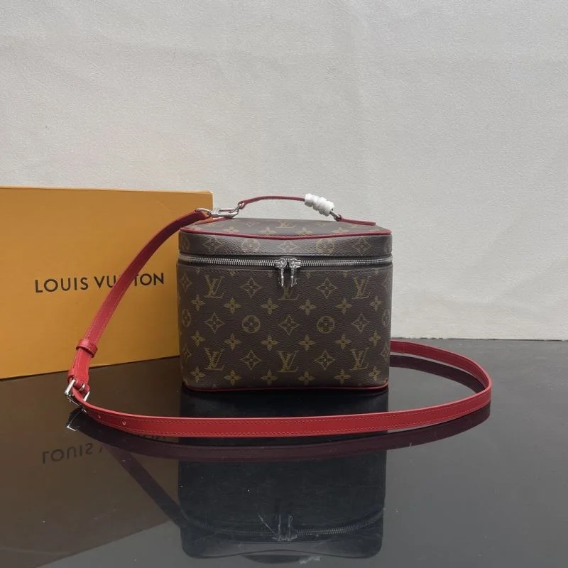 Timeless Louis Vuitton Cosmetic Bags 41792