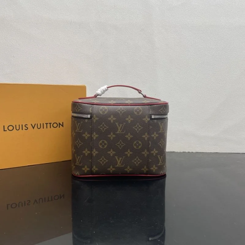 Timeless Louis Vuitton Cosmetic Bags 41792