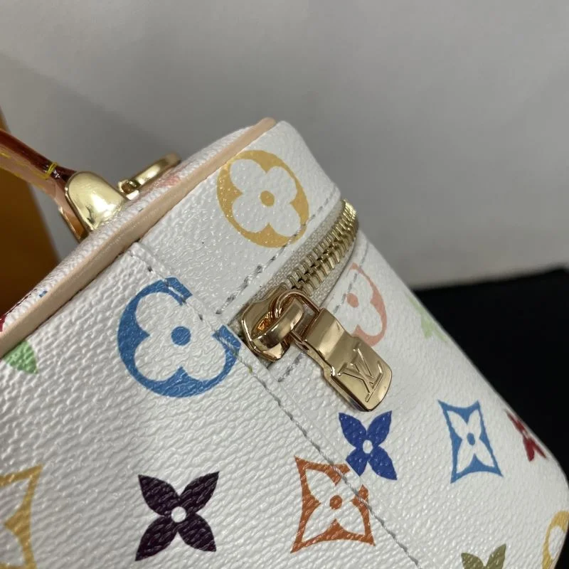 Louis Vuitton Cosmetic Bags Breathable 41607