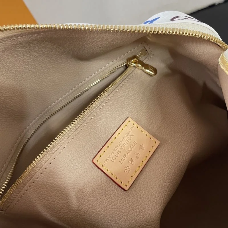 ComfortFit Louis Vuitton Cosmetic Bags 41609