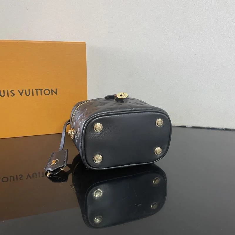 OdorResistant Louis Vuitton Cosmetic Bags 41614