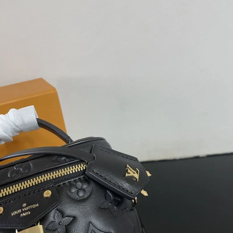 OdorResistant Louis Vuitton Cosmetic Bags 41614