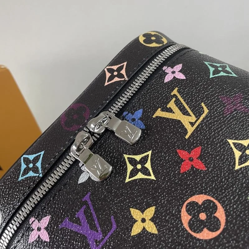 Sleek Louis Vuitton Cosmetic Bags 41613