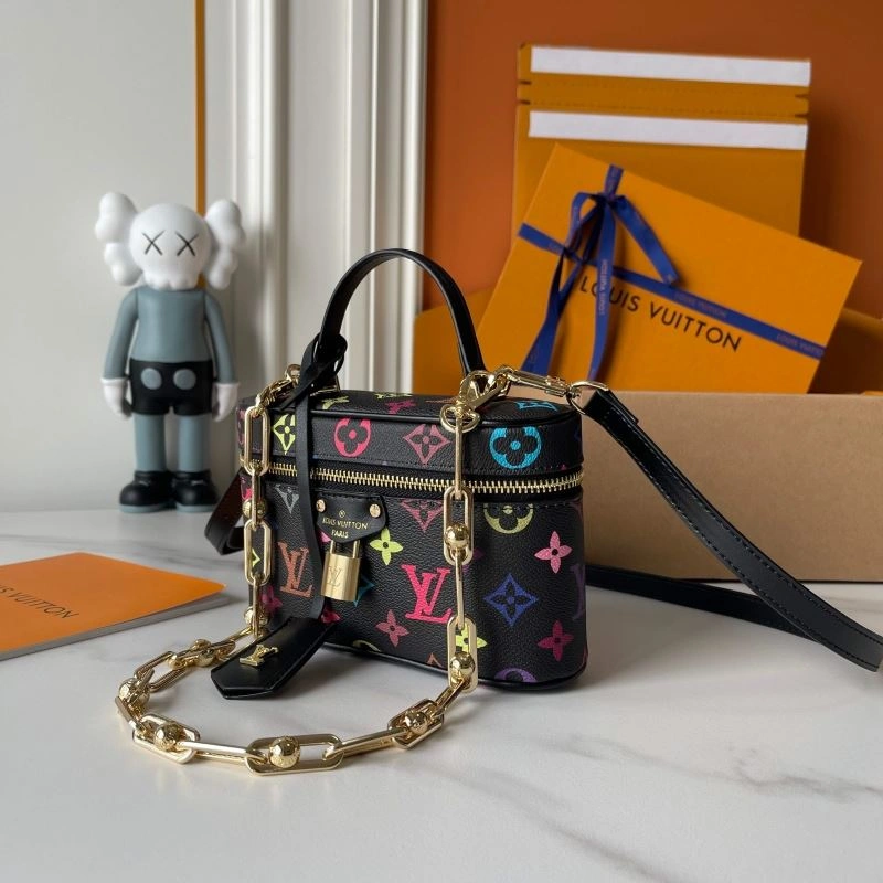 Louis Vuitton Cosmetic Bags Minimalist 88626