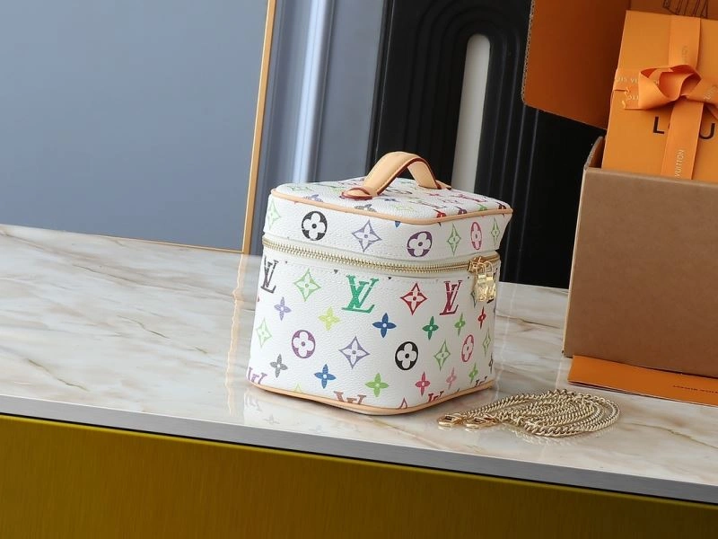 Cozy Louis Vuitton Cosmetic Bags 88711