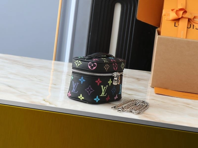 Louis Vuitton Cosmetic Bags Casual 88624