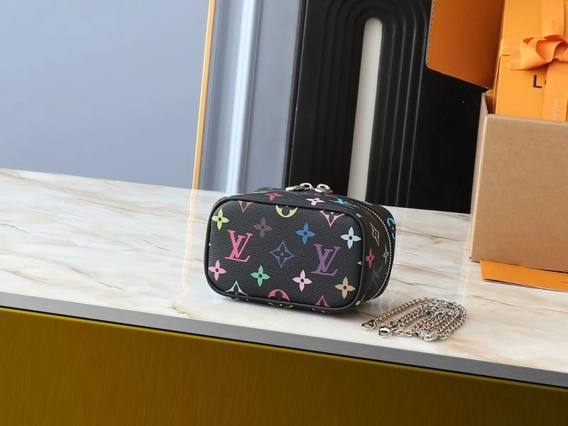 Louis Vuitton Cosmetic Bags Casual 88624