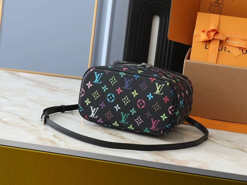 Casual Louis Vuitton Cosmetic Bags 88623