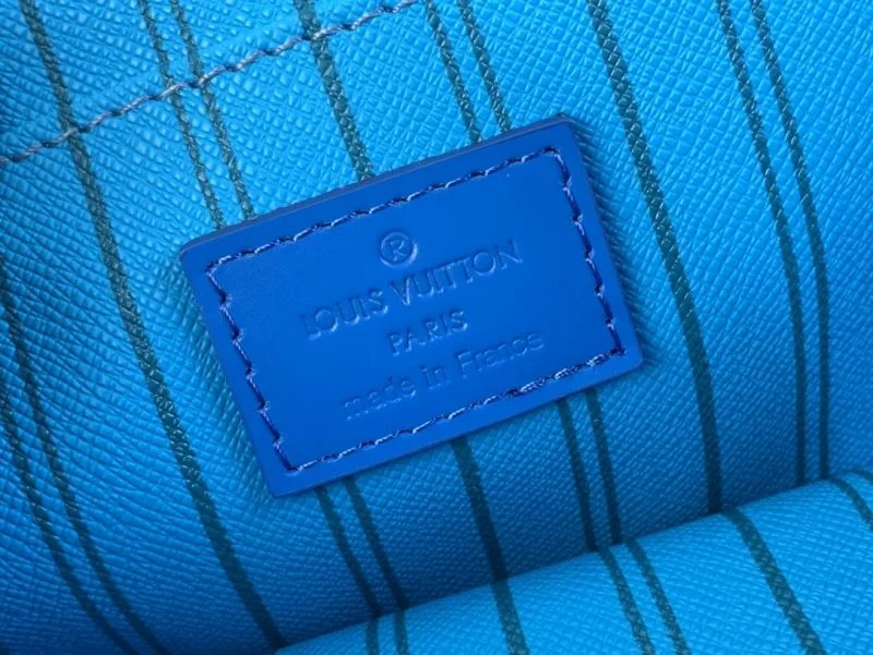 Louis Vuitton Cosmetic Bags EasyMatch 41235