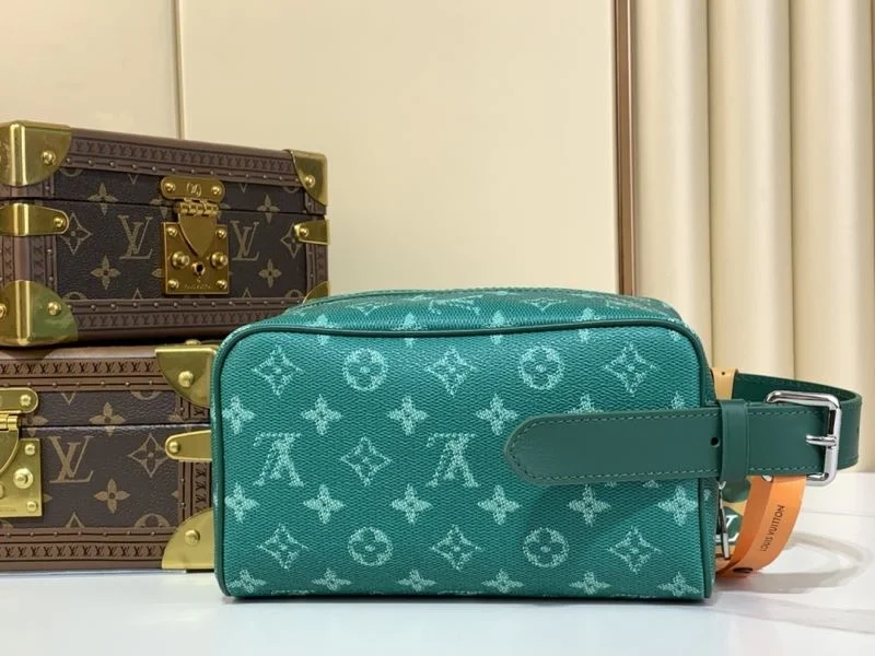 ComfortFit Louis Vuitton Cosmetic Bags 41271