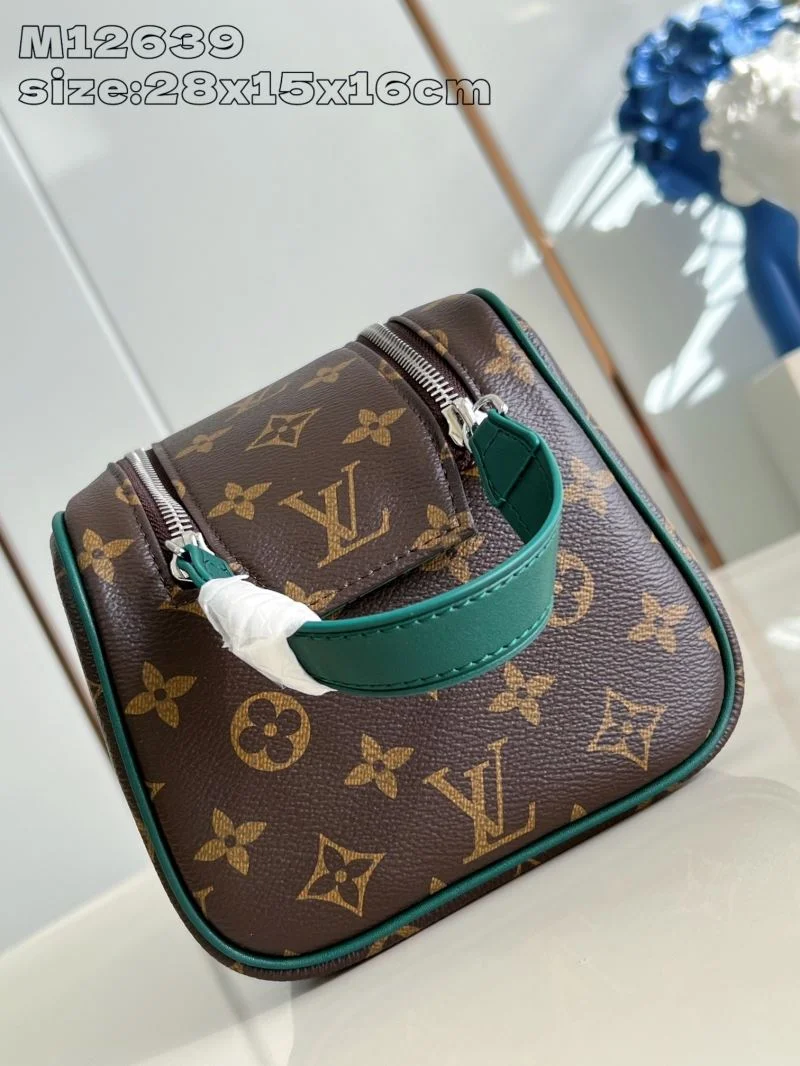 Louis Vuitton Cosmetic Bags Fashionable 41239