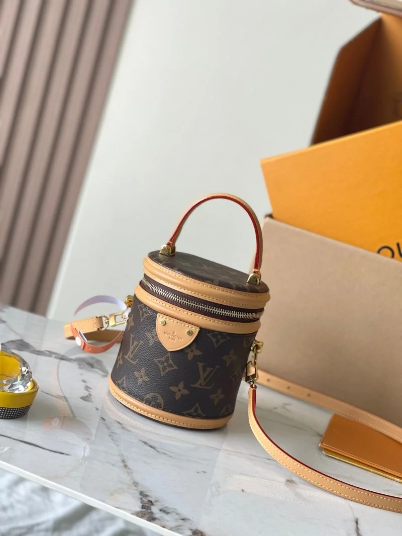 Modern Louis Vuitton Cosmetic Bags 41226