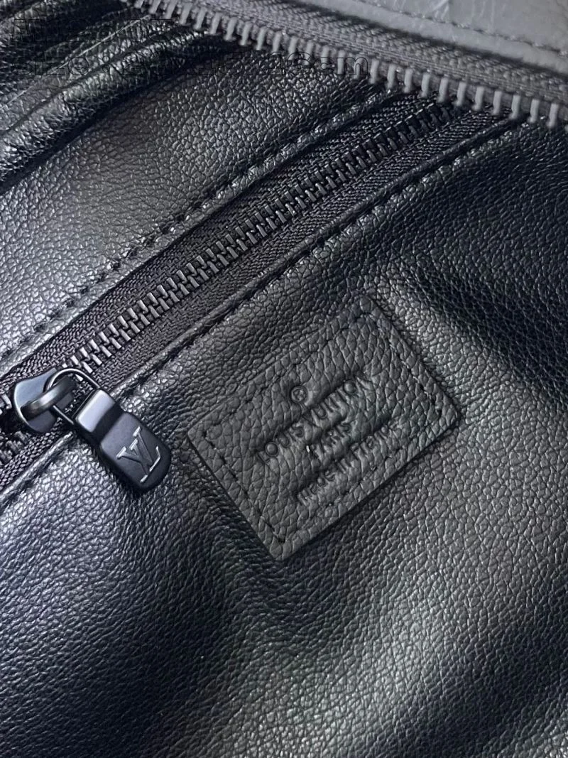Stylish Louis Vuitton Cosmetic Bags 41222