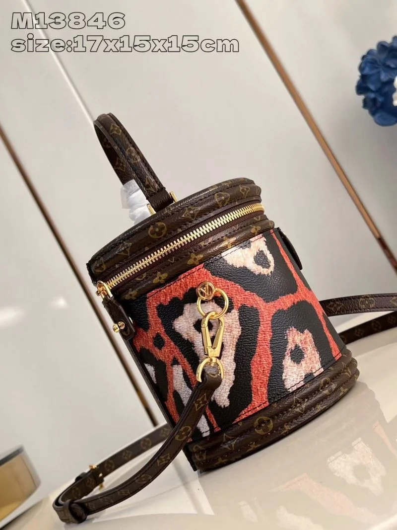 Louis Vuitton Cosmetic Bags Compact 41212