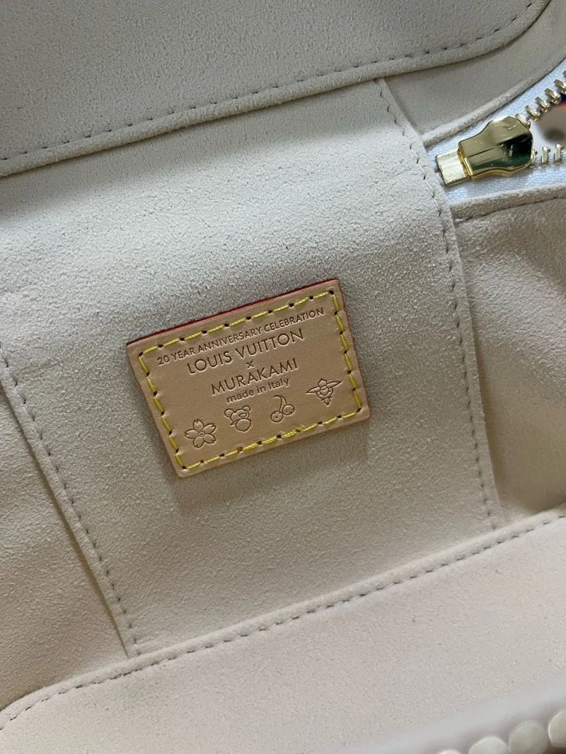 Louis Vuitton Cosmetic Bags MoistureWicking 41216