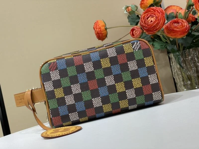 EasyMatch Louis Vuitton Cosmetic Bags 40585