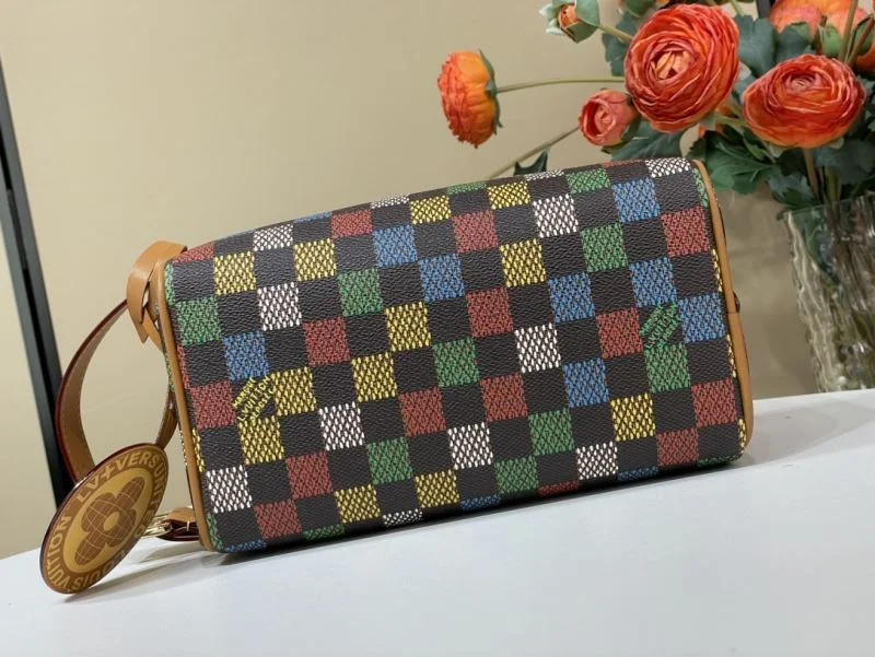 EasyMatch Louis Vuitton Cosmetic Bags 40585