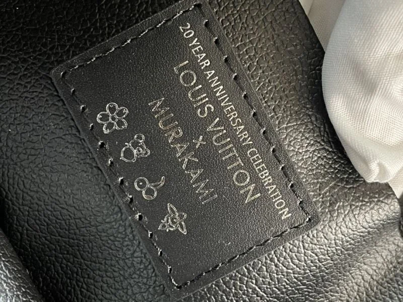 Louis Vuitton Cosmetic Bags MultiPurpose 40574