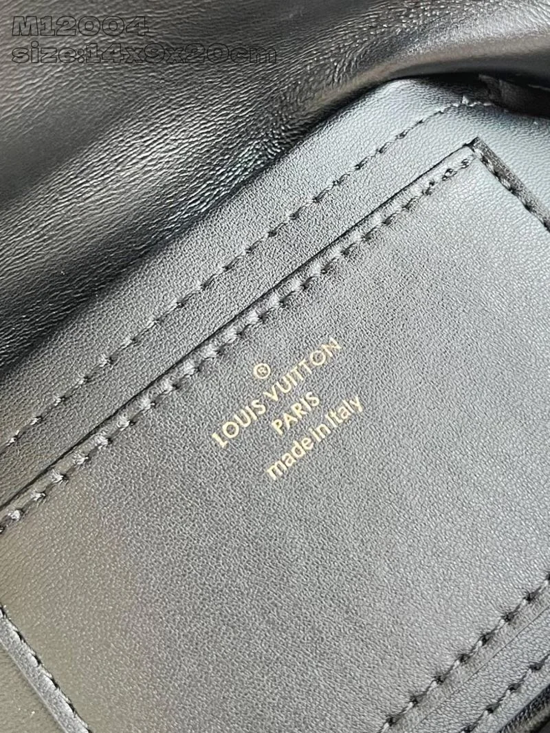 Louis Vuitton Cosmetic Bags TimelessDesign 40575