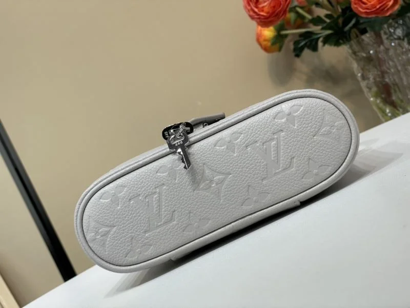 Louis Vuitton Cosmetic Bags AllSeason 40573