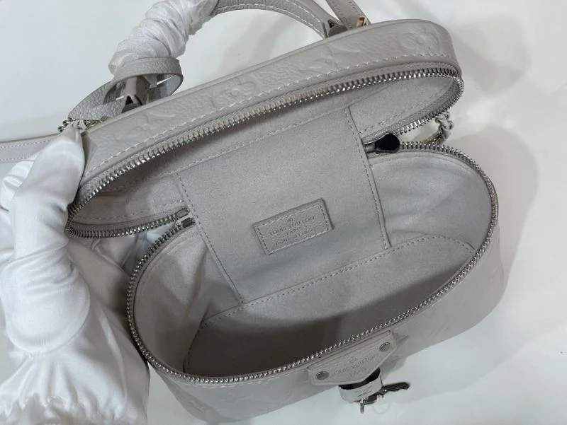 Louis Vuitton Cosmetic Bags AllSeason 40573