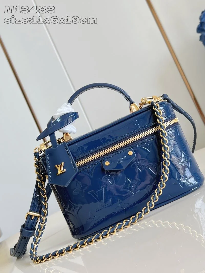 Effortless Louis Vuitton Cosmetic Bags 40566