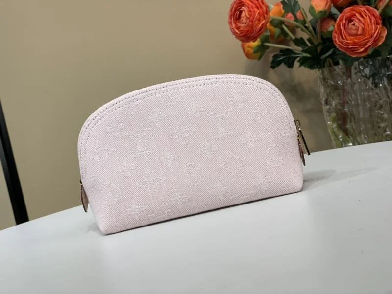 Bright Louis Vuitton Cosmetic Bags 40561