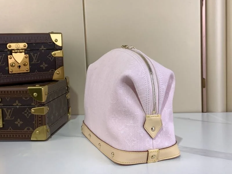 Youthful Louis Vuitton Cosmetic Bags 40606