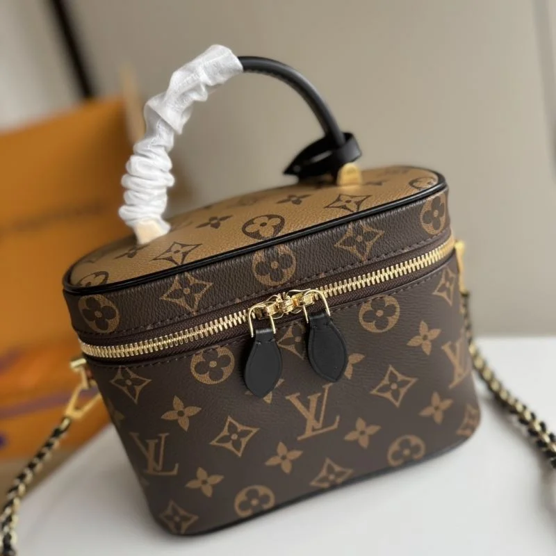 Bright Louis Vuitton Cosmetic Bags 49350